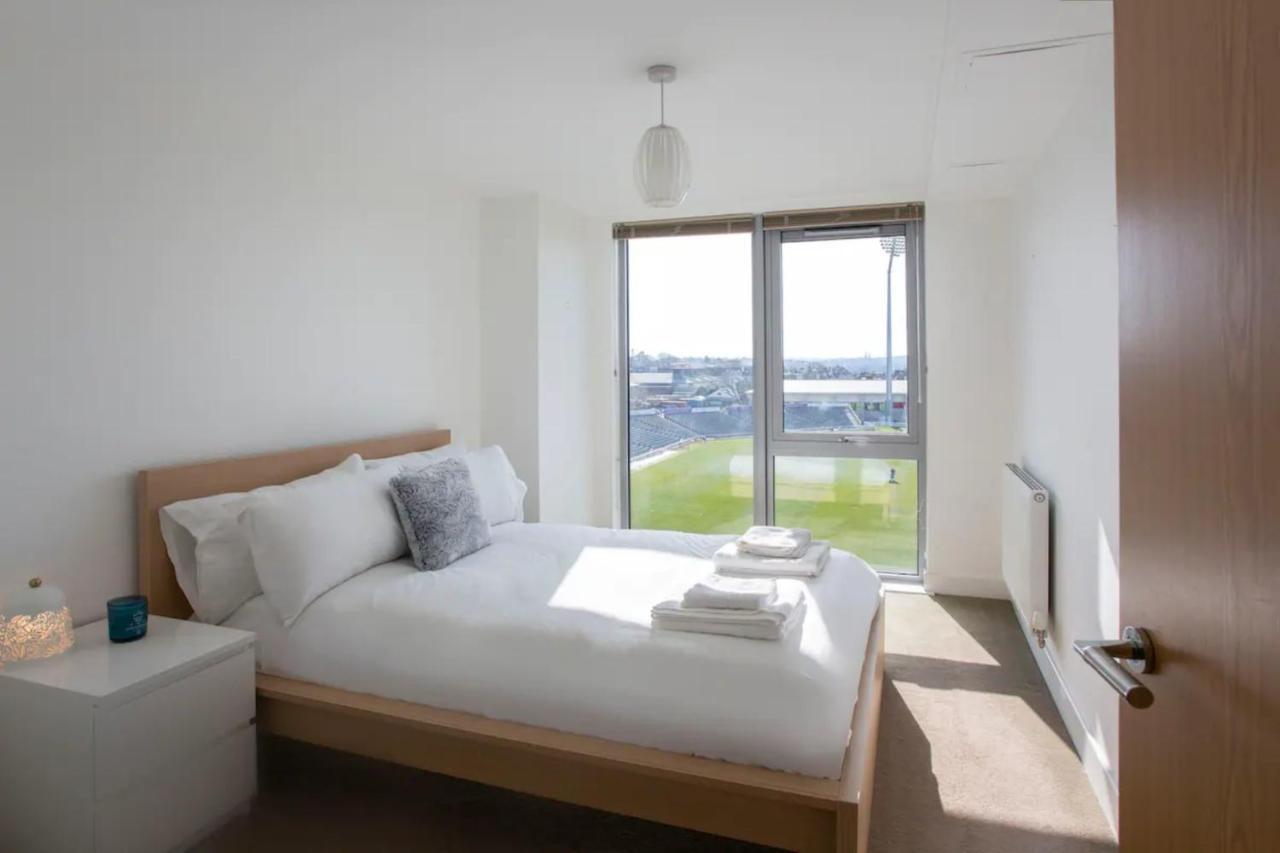 Stunning 2 Bedroom In Ashley Down With Cricket View * Bristol