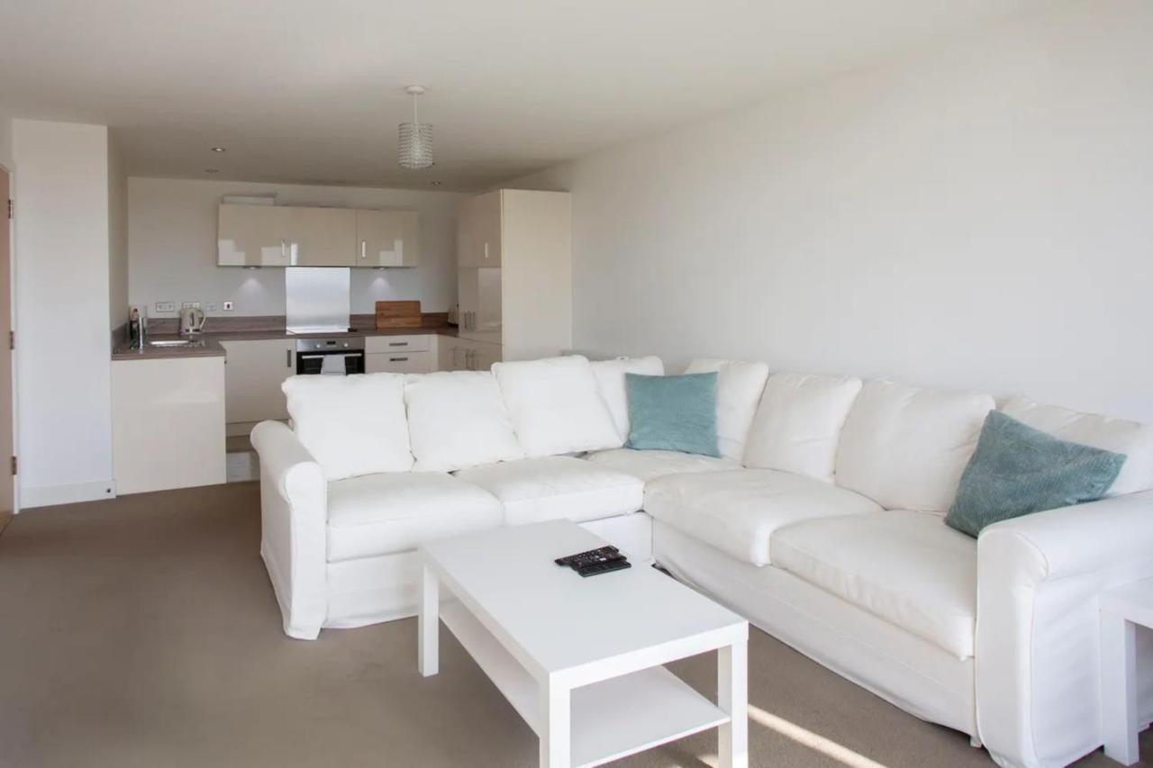 Stunning 2 Bedroom In Ashley Down With Cricket View * Bristol